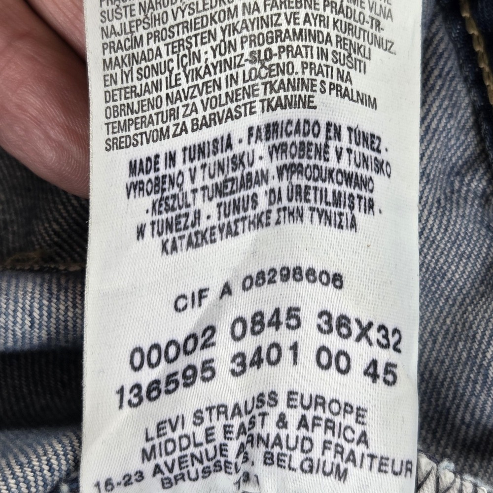 Vintage Levis Engineered Jeans Mens 36x32 Blue Twisted Buckle Back One Pocket - Picture 8 of 16